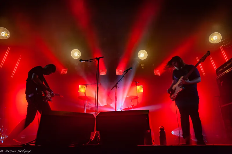 Implantation lumière en concert
